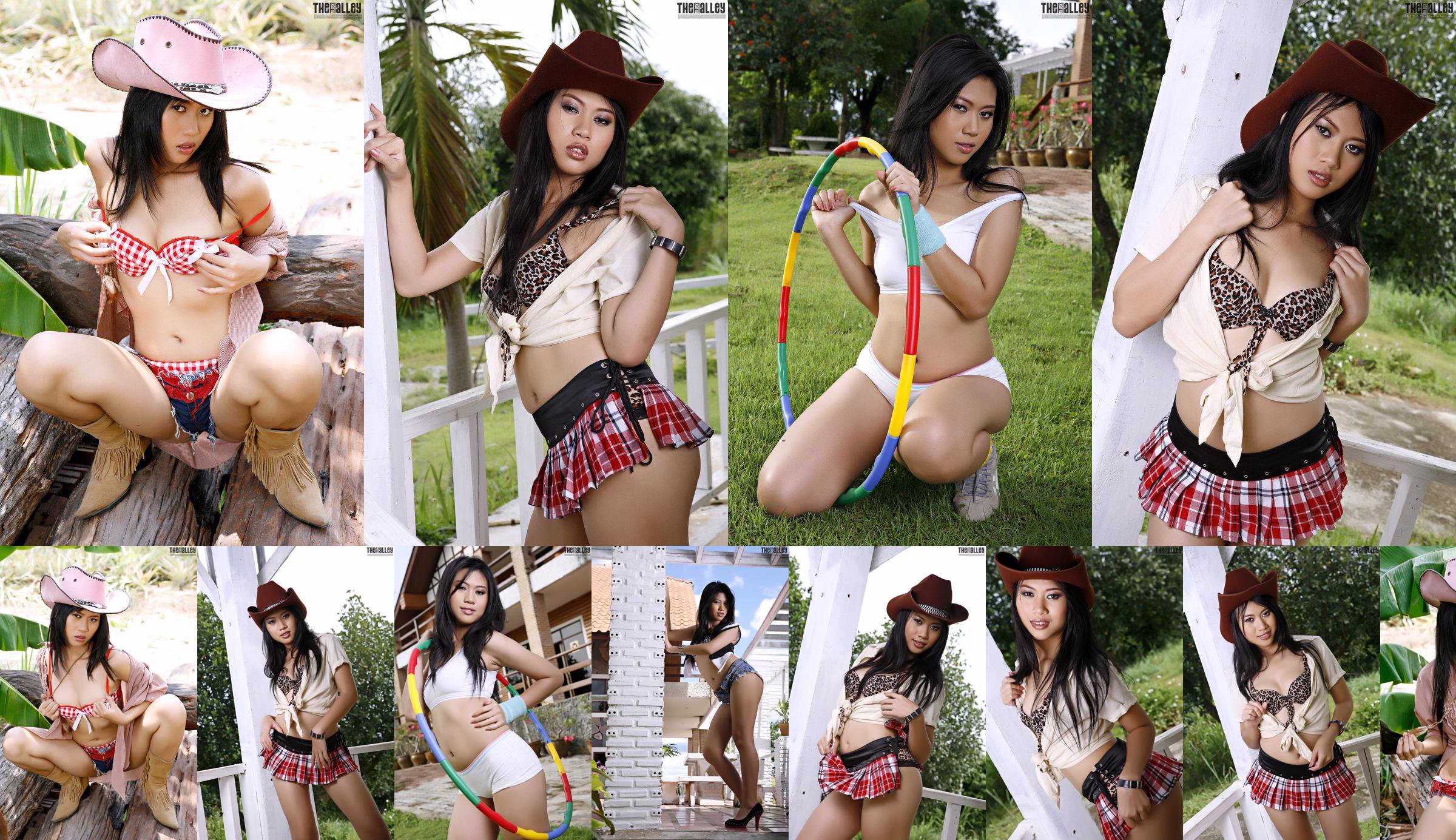 Diana Lee "Super Short Denim Hot Pants" [The Black Alley] No.85cf33 Pagina 1